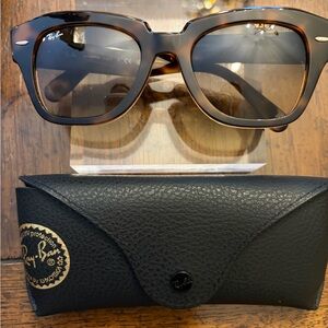Ray-Ban State Tortoise Sunglasses with Gray gradient lenses